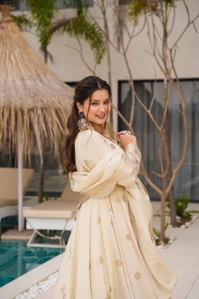 Designer Chinon Silk Gown with Dupatta - Image 2