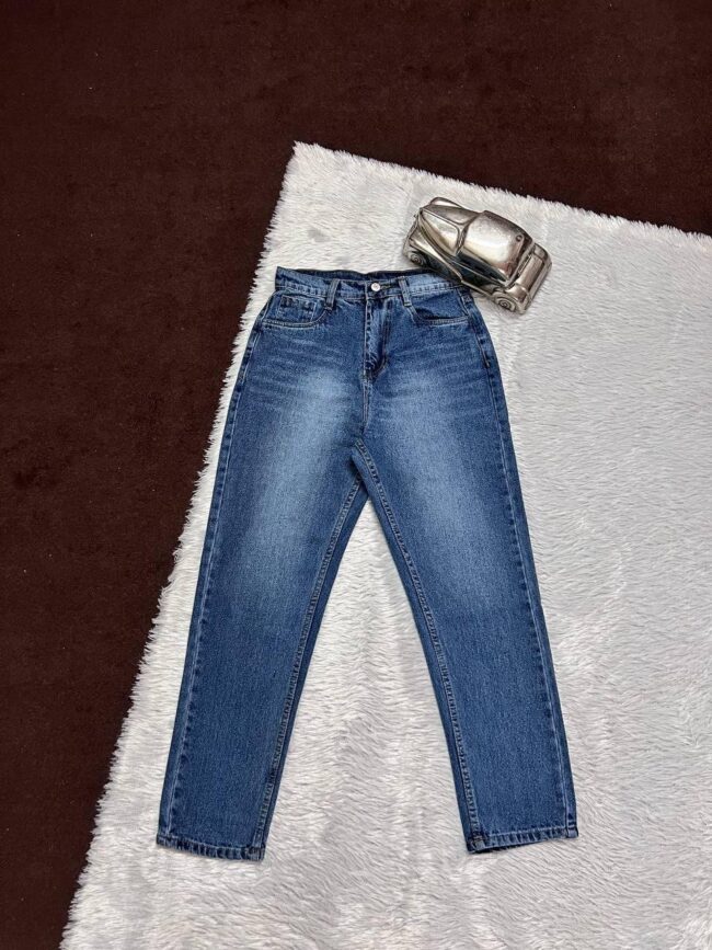 💞 Wishkar Wash High Waist Momfit Jeans 💕 - Image 3