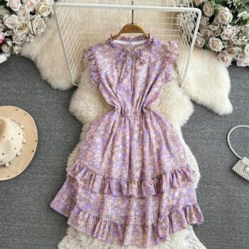 Beautiful French Temperament Flying Sleeves StandUp Collar A-line Ruffled Floral Dress*😍😍