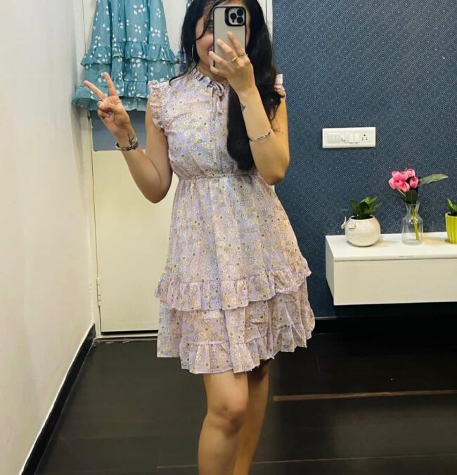 Beautiful French Temperament Flying Sleeves StandUp Collar A-line Ruffled Floral Dress*😍😍 - Image 3