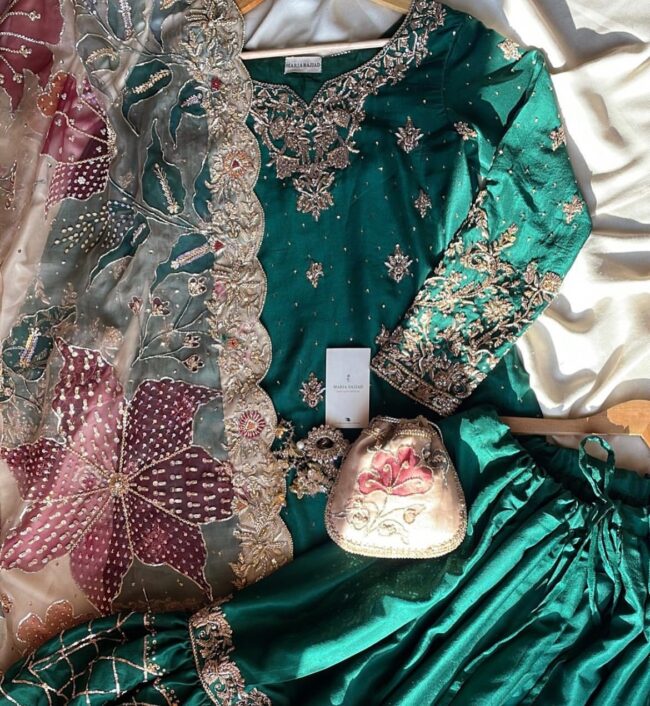 ✨EXCLUSIVE DESIGNER CHINON SHARARA SUIT ✨ | Sequins Embroidery & Full Flair Look - Image 4