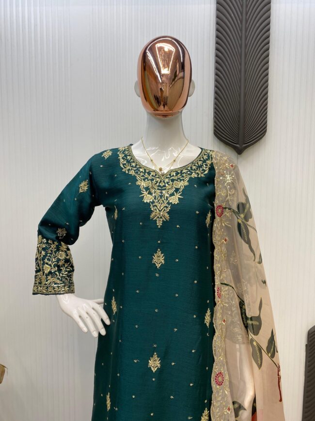 ✨EXCLUSIVE DESIGNER CHINON SHARARA SUIT ✨ | Sequins Embroidery & Full Flair Look - Image 9