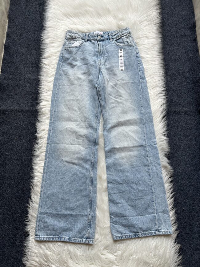 Branded Vintage Wide Leg Denim Jeans 🔥 - Image 5