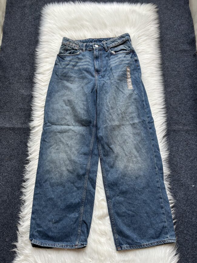 Branded Vintage Wide Leg Denim Jeans 🔥 - Image 3