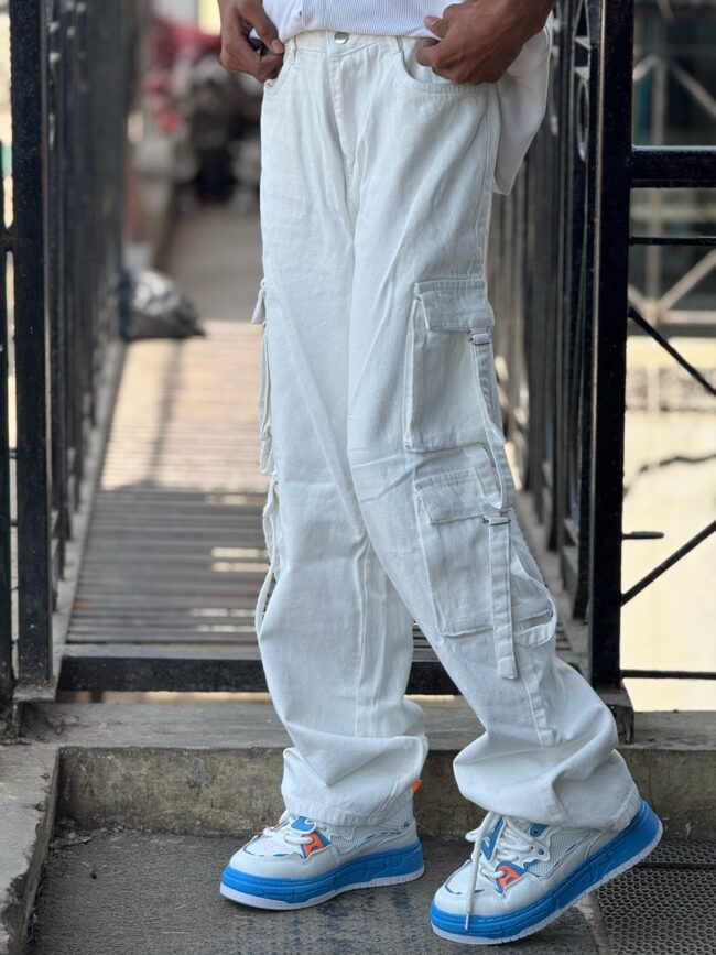 White 8 Pocket Baggy Denim Jeans 🦋 - Image 2