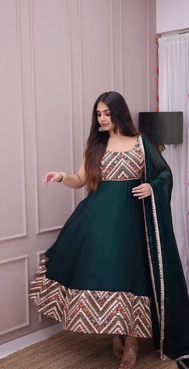 👗 Designer Embroidered Georgette Gown with Dupatta – LG-1938
