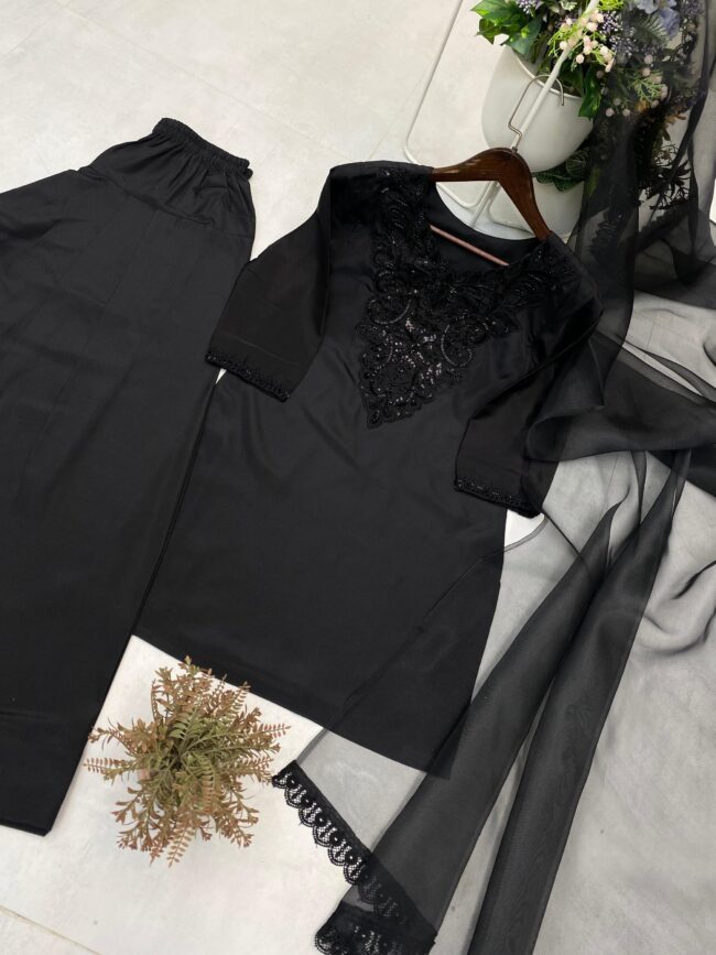 🌟 Designer Beads Work 3-Piece Suit – BE-356 🌟 - Image 4