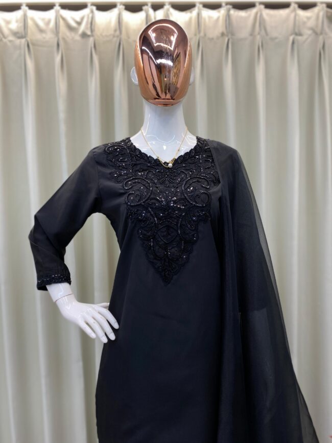 🌟 Designer Beads Work 3-Piece Suit – BE-356 🌟 - Image 3