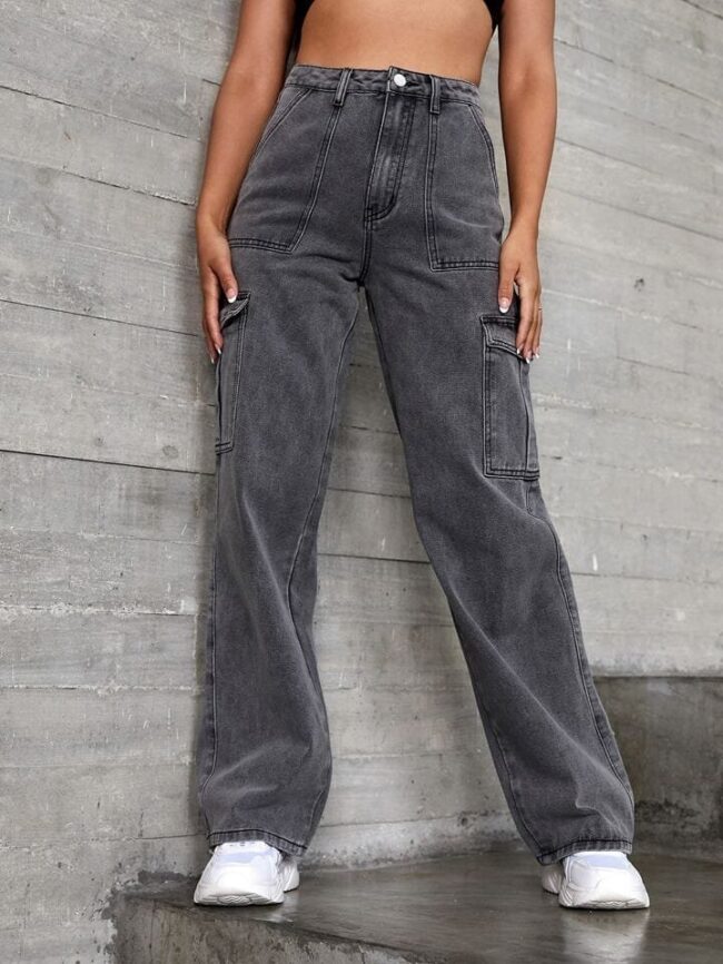 Women's Six Pocket Cargo Jeans – Street-Style Denim Vibes! - Image 2