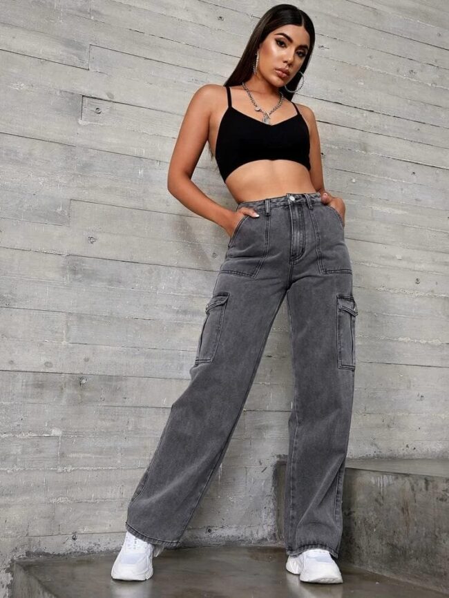 Women's Six Pocket Cargo Jeans – Street-Style Denim Vibes! - Image 4