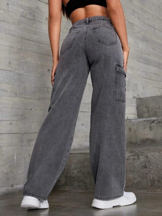 Women's Six Pocket Cargo Jeans – Street-Style Denim Vibes! - Image 3