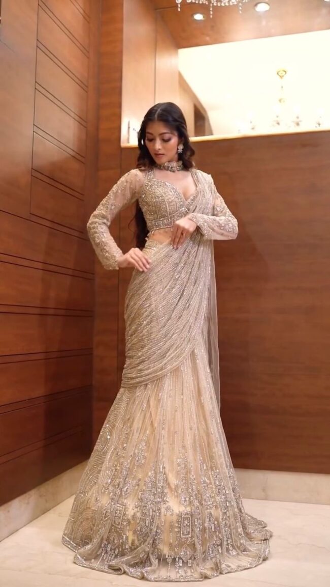 SAREE SET WITH STITCHED BLOUSE ✨ - Image 3