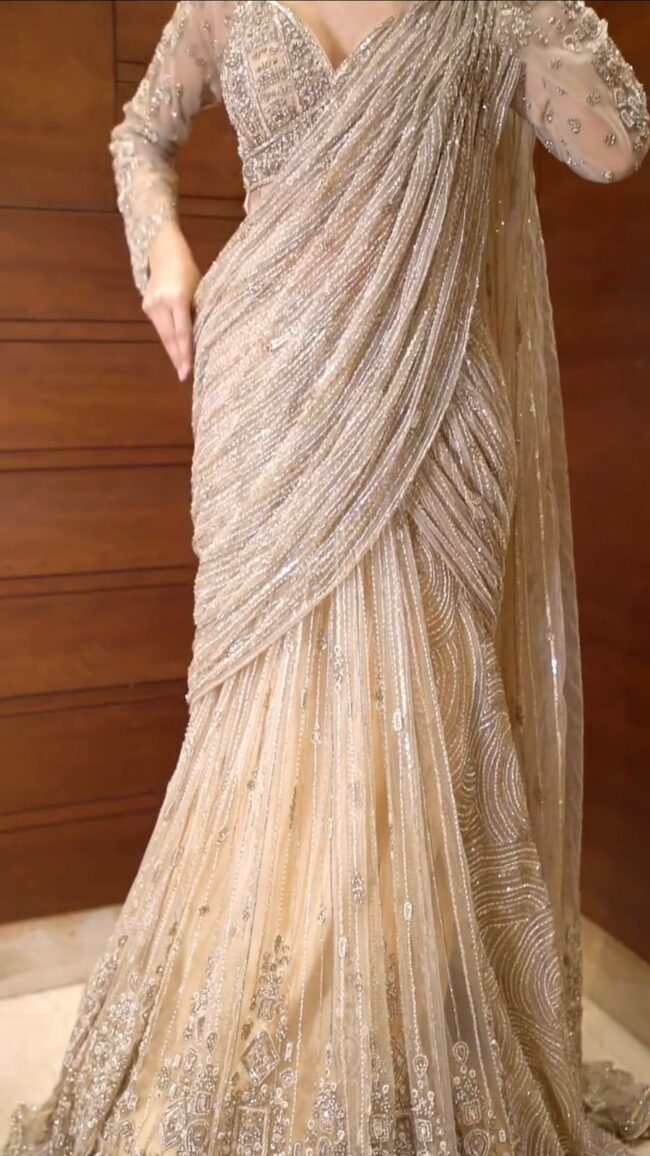 SAREE SET WITH STITCHED BLOUSE ✨ - Image 2